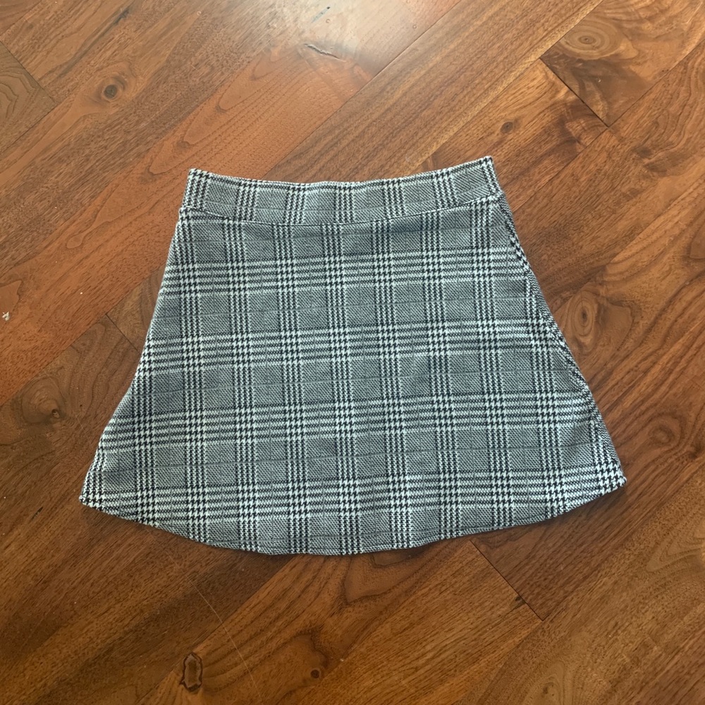 Brandy Melville skirt